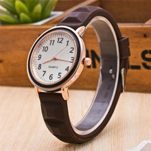 Load image into Gallery viewer, Hot Sale Women Watch New Fashion Women Round Dial Silicone Band Quartz Analog Wrist Watch