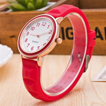 Load image into Gallery viewer, Hot Sale Women Watch New Fashion Women Round Dial Silicone Band Quartz Analog Wrist Watch