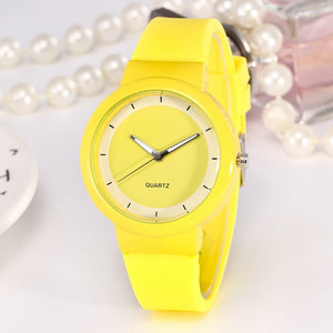 2019 New Woman Fashion Casual Silicone Strap Analog Quartz Round Watch relogio feminino Simple Round horloges Ladies Watches