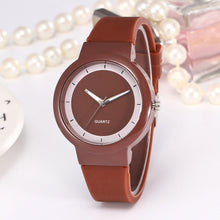 Load image into Gallery viewer, 2019 New Woman Fashion Casual Silicone Strap Analog Quartz Round Watch relogio feminino Simple Round horloges Ladies Watches
